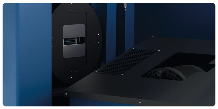 Integrated rotary chuck of the Otinus laser cutting machine for tubes and profiles, enabling precise positioning and stable clamping of the workpiece.